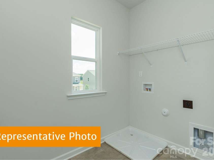 4224 Ruth Creek Court, Charlotte, NC 28216.  MLS# CAR4436322, YatesRealty ID 57653. 
