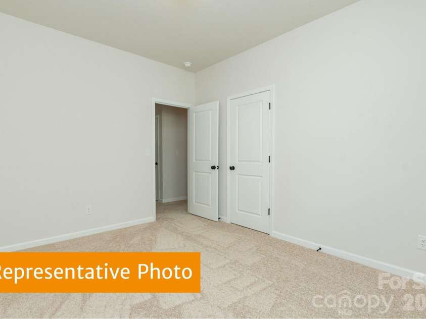 4224 Ruth Creek Court, Charlotte, NC 28216.  MLS# CAR4436322, YatesRealty ID 57653. 