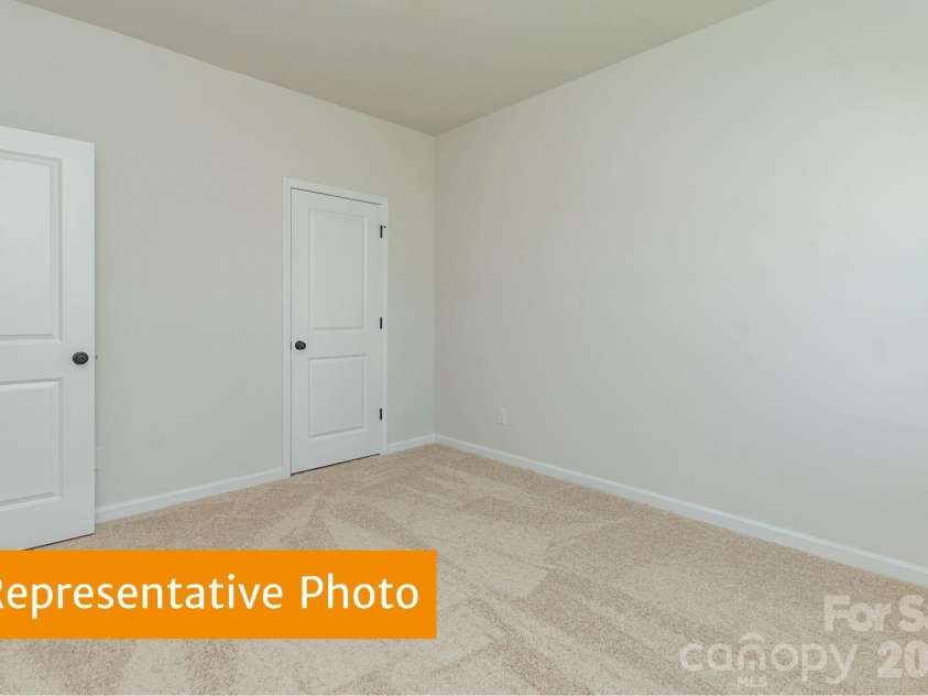 4224 Ruth Creek Court, Charlotte, NC 28216.  MLS# CAR4436322, YatesRealty ID 57653. 
