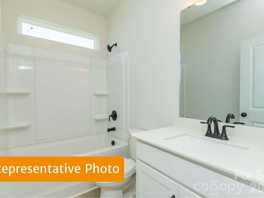 4224 Ruth Creek Court, Charlotte, NC 28216.  MLS# CAR4436322, YatesRealty ID 57653. 