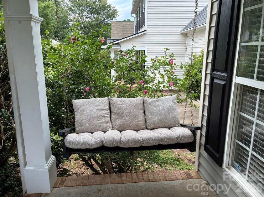12025 Harmon Lane, Charlotte, NC 28134.  MLS# CAR4435649, YatesRealty ID 57656. 