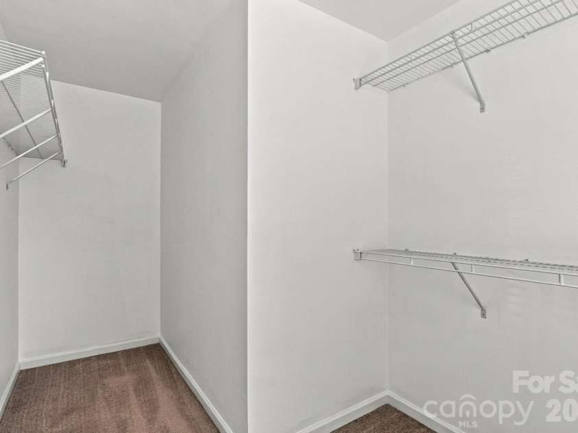 12025 Harmon Lane, Charlotte, NC 28134.  MLS# CAR4435649, YatesRealty ID 57656. 