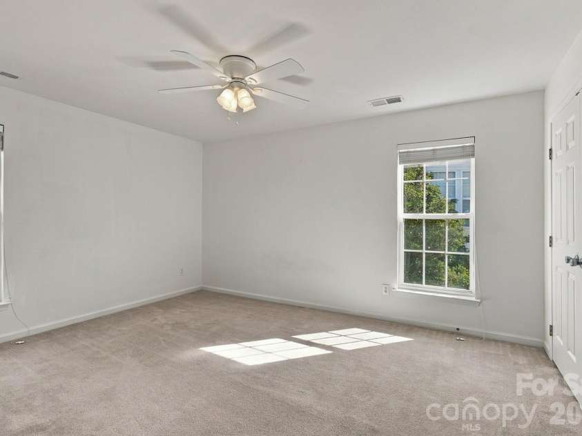 12025 Harmon Lane, Charlotte, NC 28134.  MLS# CAR4435649, YatesRealty ID 57656. 