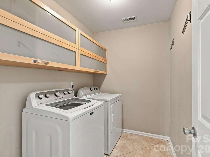 12025 Harmon Lane, Charlotte, NC 28134.  MLS# CAR4435649, YatesRealty ID 57656. 