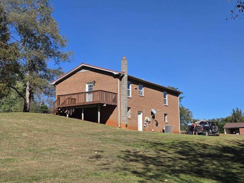 3101 Prairie Court, Lenoir, NC 28645.  MLS# CAR4436348, YatesRealty ID 57663. 