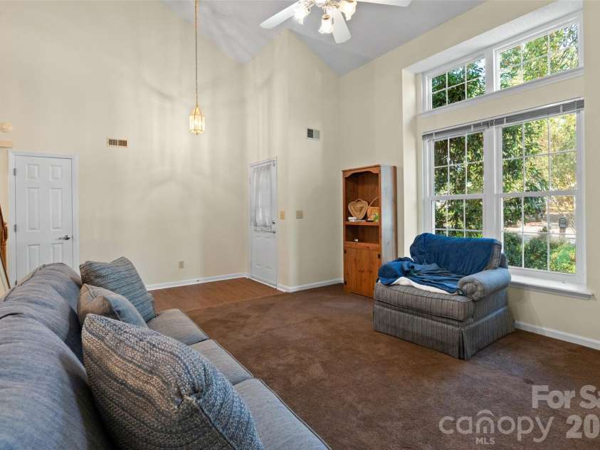 10913 Lassen Court, Charlotte, NC 28214.  MLS# CAR4434952, YatesRealty ID 57665. 