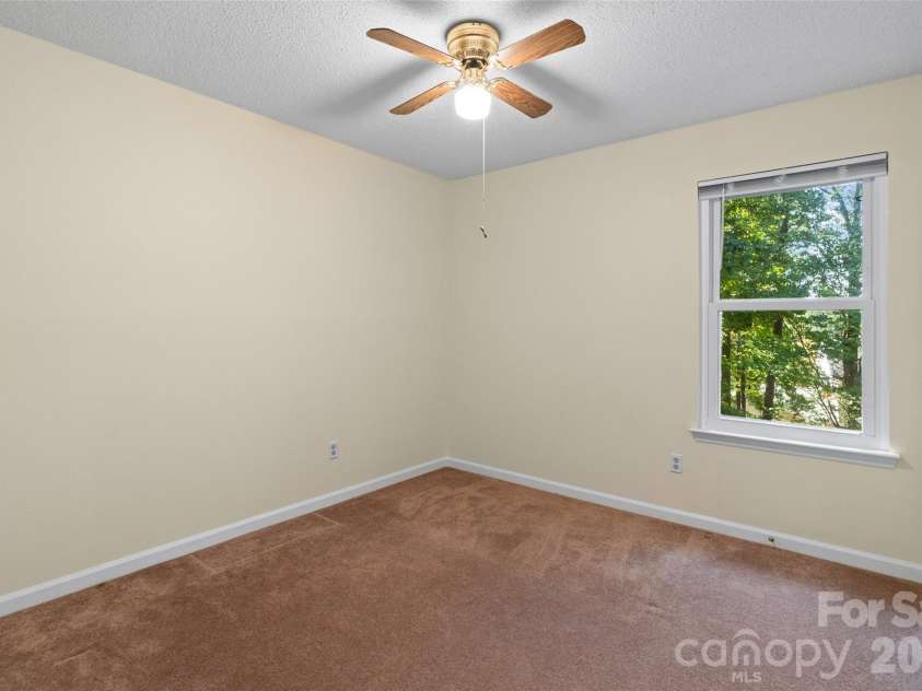 10913 Lassen Court, Charlotte, NC 28214.  MLS# CAR4434952, YatesRealty ID 57665. 