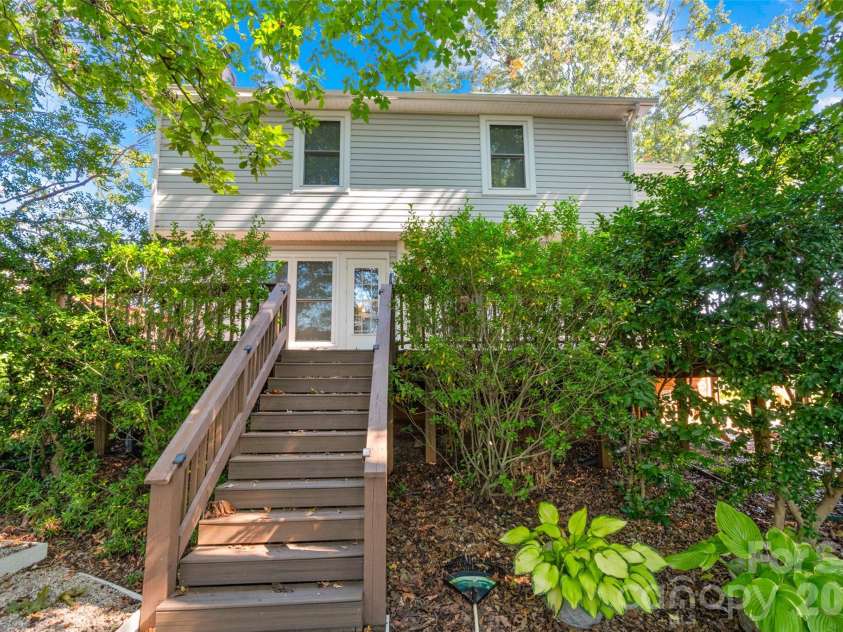 10913 Lassen Court, Charlotte, NC 28214.  MLS# CAR4434952, YatesRealty ID 57665. 