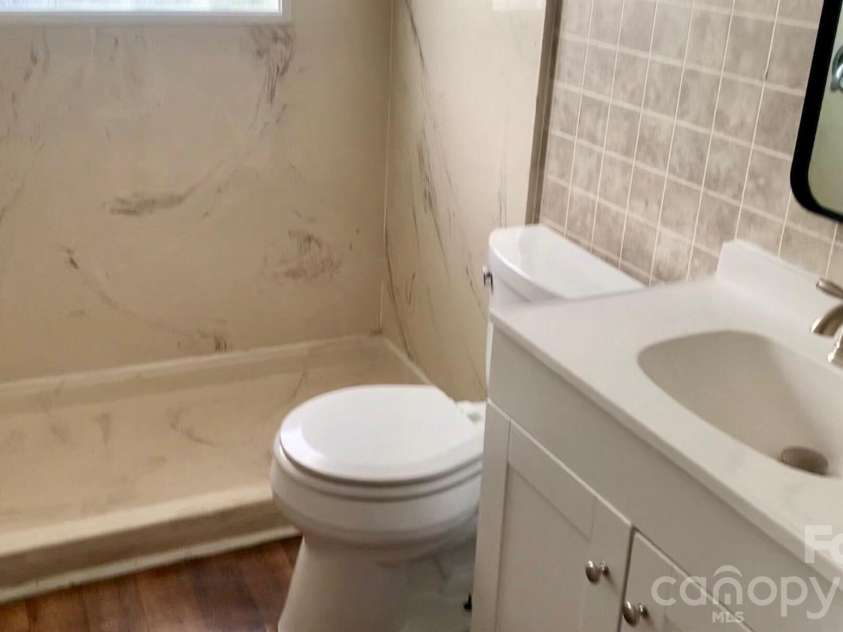 434 Cummings Street, Rock Hill, SC 29730.  MLS# CAR4436361, YatesRealty ID 57666. 