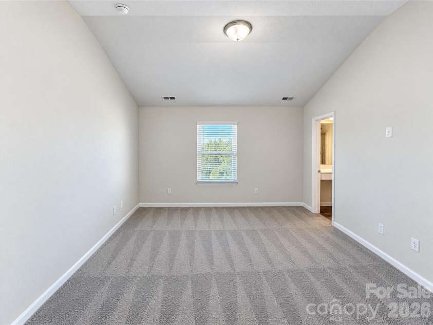 3306 Ellingford Road, Charlotte, NC 28214.  MLS# CAR4436381, YatesRealty ID 57668. 