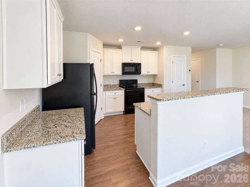 3306 Ellingford Road, Charlotte, NC 28214.  MLS# CAR4436381, YatesRealty ID 57668. 