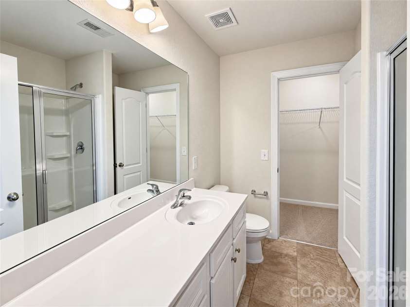 3306 Ellingford Road, Charlotte, NC 28214.  MLS# CAR4436381, YatesRealty ID 57668. 