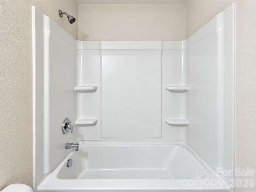 3306 Ellingford Road, Charlotte, NC 28214.  MLS# CAR4436381, YatesRealty ID 57668. 