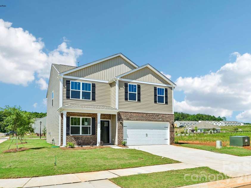 475 Frozen Dream Drive, Salisbury, NC 28147.  MLS# CAR4436132, YatesRealty ID 57669. 