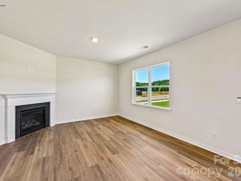 475 Frozen Dream Drive, Salisbury, NC 28147.  MLS# CAR4436132, YatesRealty ID 57669. 