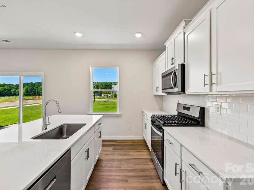 475 Frozen Dream Drive, Salisbury, NC 28147.  MLS# CAR4436132, YatesRealty ID 57669. 