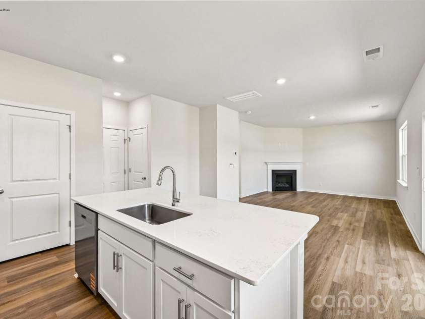 475 Frozen Dream Drive, Salisbury, NC 28147.  MLS# CAR4436132, YatesRealty ID 57669. 