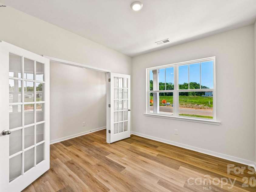 475 Frozen Dream Drive, Salisbury, NC 28147.  MLS# CAR4436132, YatesRealty ID 57669. 