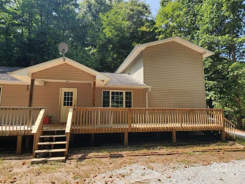 1900 Shook Cove Road, Tuckasegee, NC 28783.  MLS# CAR4180953, YatesRealty ID 5767. 