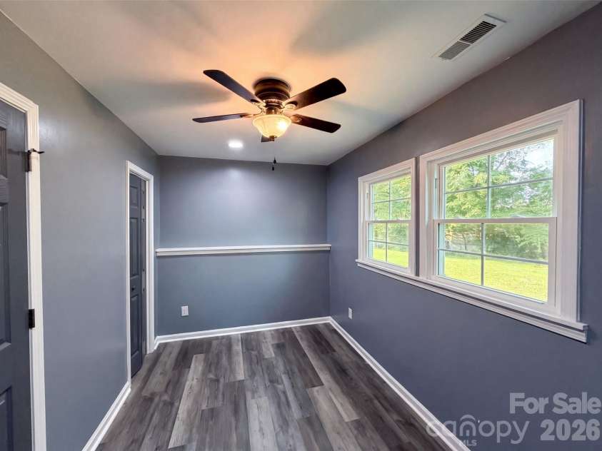 5601 Beaconsfield Road, Charlotte, NC 28214.  MLS# CAR4408741, YatesRealty ID 5767. 