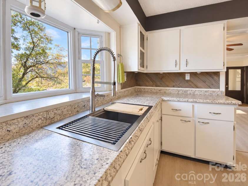 62 Hughey Drive, Mills River, NC 28759.  MLS# CAR4436207, YatesRealty ID 57671. Kitchen