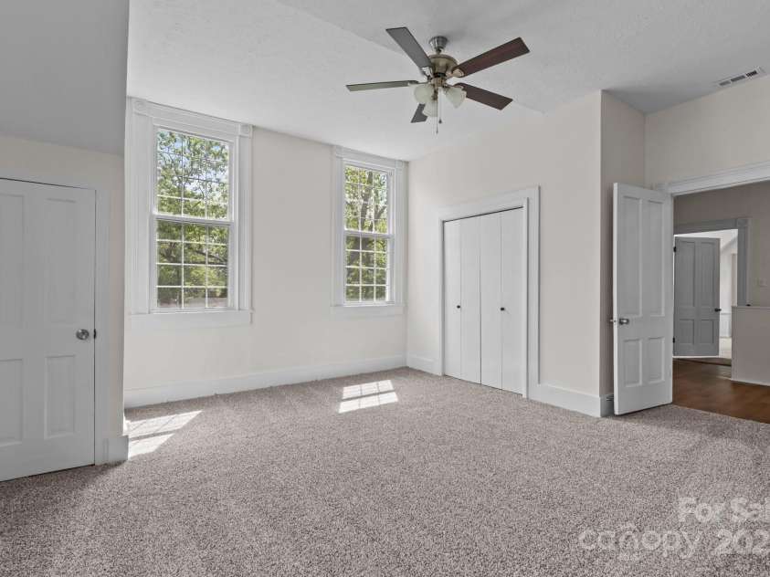 301 Central Street, Maxton, NC 28364.  MLS# CAR4327516, YatesRealty ID 5768. 