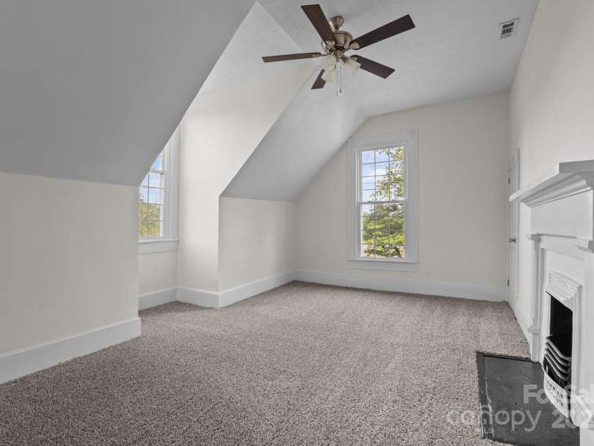 301 Central Street, Maxton, NC 28364.  MLS# CAR4327516, YatesRealty ID 5768. 