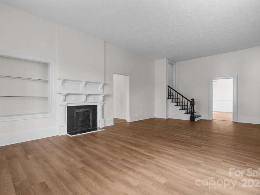 301 Central Street, Maxton, NC 28364.  MLS# CAR4327516, YatesRealty ID 5768. 