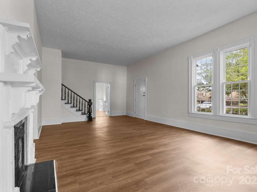 301 Central Street, Maxton, NC 28364.  MLS# CAR4327516, YatesRealty ID 5768. 