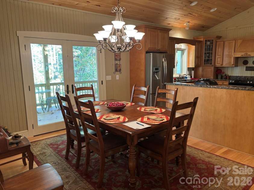 1661 Mckinney Mine Road, Spruce Pine, NC 28777.  MLS# CAR4436084, YatesRealty ID 57689. 