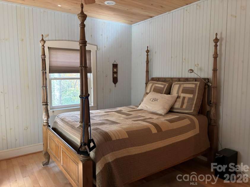 1661 Mckinney Mine Road, Spruce Pine, NC 28777.  MLS# CAR4436084, YatesRealty ID 57689. 