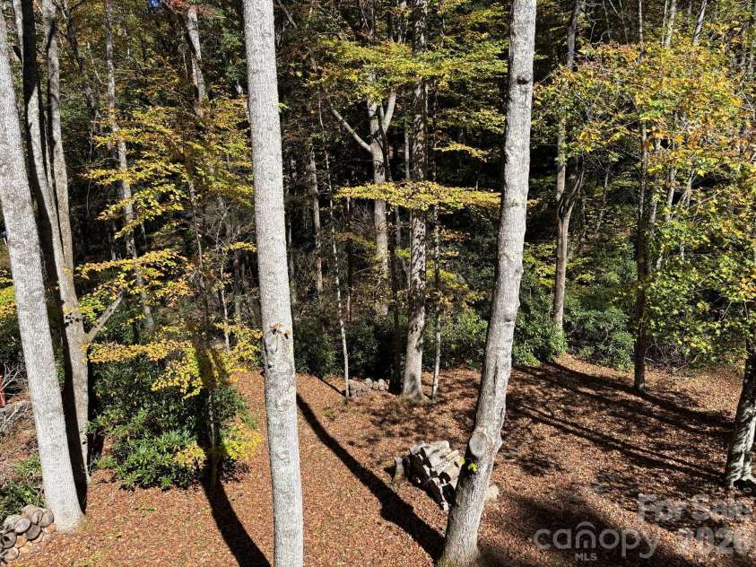 1661 Mckinney Mine Road, Spruce Pine, NC 28777.  MLS# CAR4436084, YatesRealty ID 57689. 