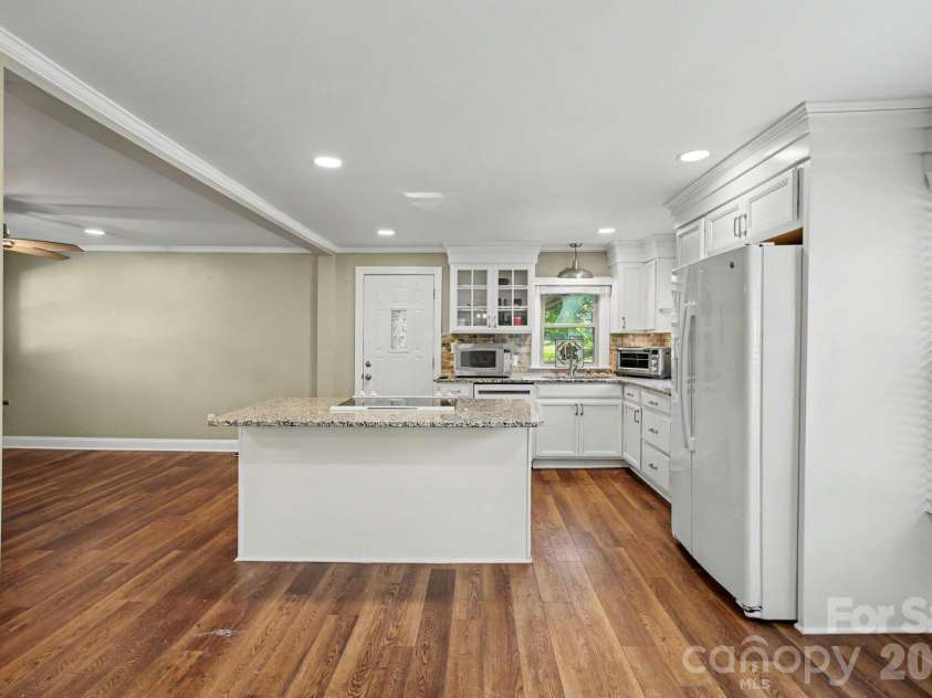 730 Peach Orchard Road, Salisbury, NC 28147.  MLS# CAR4431418, YatesRealty ID 57692. 