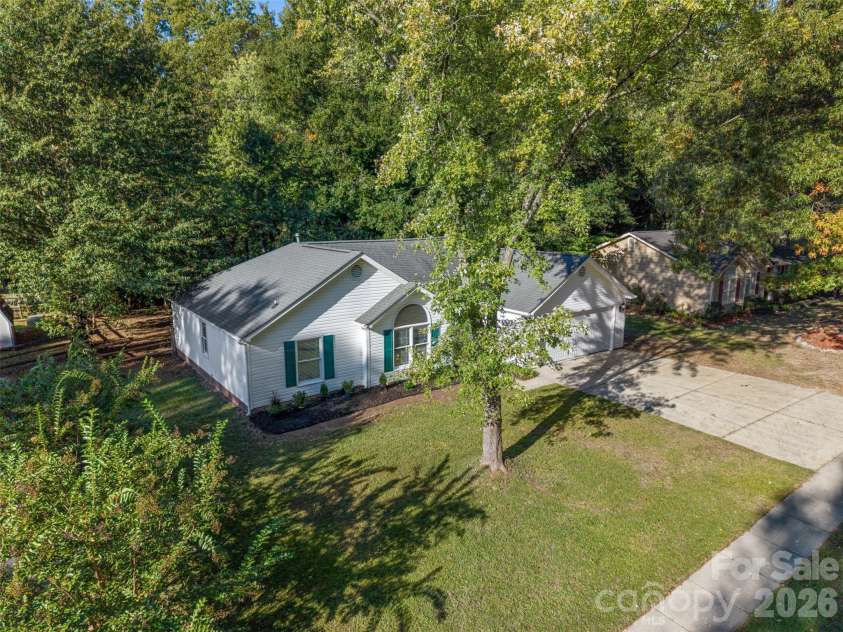 1312 Newfound Hollow Drive, Charlotte, NC 28214.  MLS# CAR4427413, YatesRealty ID 57695. 