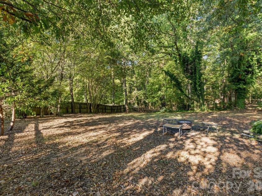 1312 Newfound Hollow Drive, Charlotte, NC 28214.  MLS# CAR4427413, YatesRealty ID 57695. 