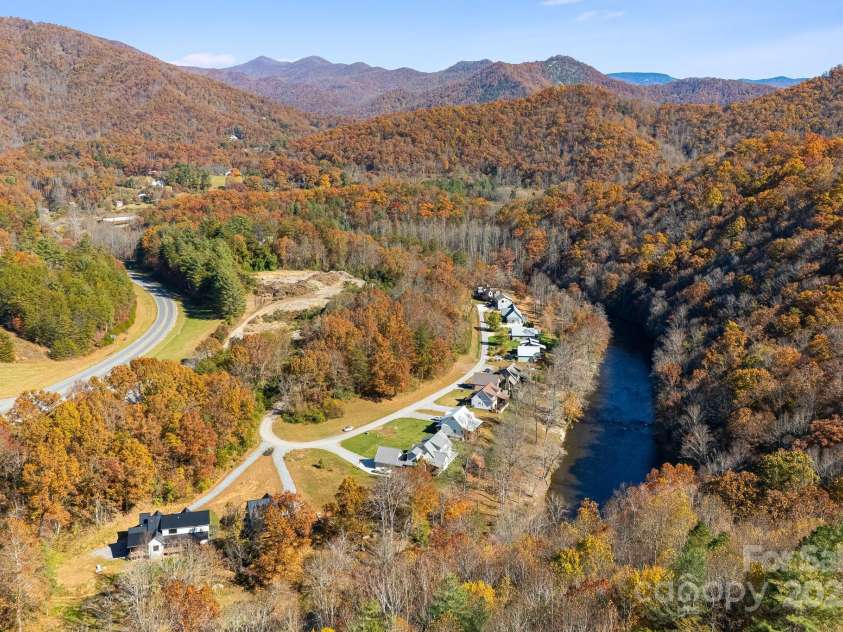 124 Light Waters Drive, Cullowhee, NC 28723.  MLS# CAR4220899, YatesRealty ID 577. 