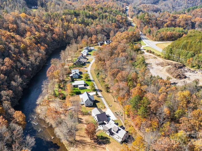 124 Light Waters Drive, Cullowhee, NC 28723.  MLS# CAR4220899, YatesRealty ID 577. 