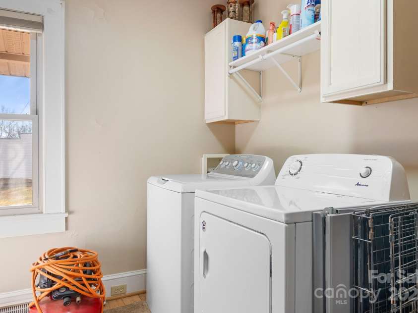 1902 Old Wilkesboro Road, Statesville, NC 28625.  MLS# CAR4220066, YatesRealty ID 5770. 