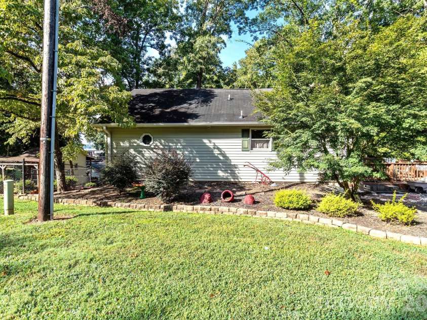 746 Springwood Drive, Mount Gilead, NC 27306.  MLS# CAR4434780, YatesRealty ID 57701. 
