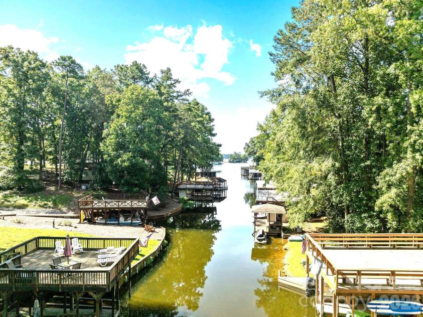 746 Springwood Drive, Mount Gilead, NC 27306.  MLS# CAR4434780, YatesRealty ID 57701. 