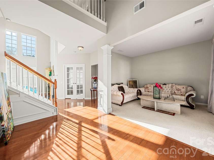 2602 Mullis Lane, Matthews, NC 28105.  MLS# CAR4436447, YatesRealty ID 57706. 