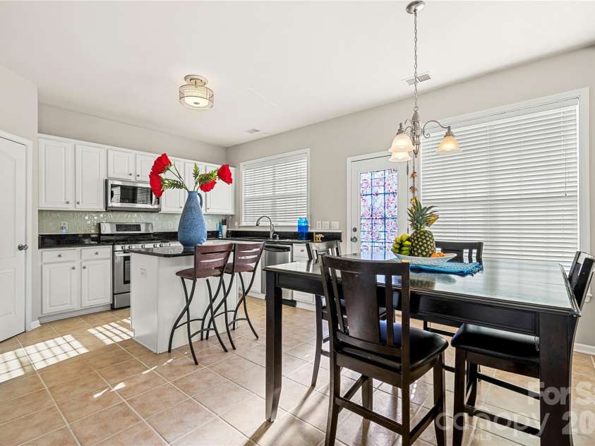 2602 Mullis Lane, Matthews, NC 28105.  MLS# CAR4436447, YatesRealty ID 57706. 