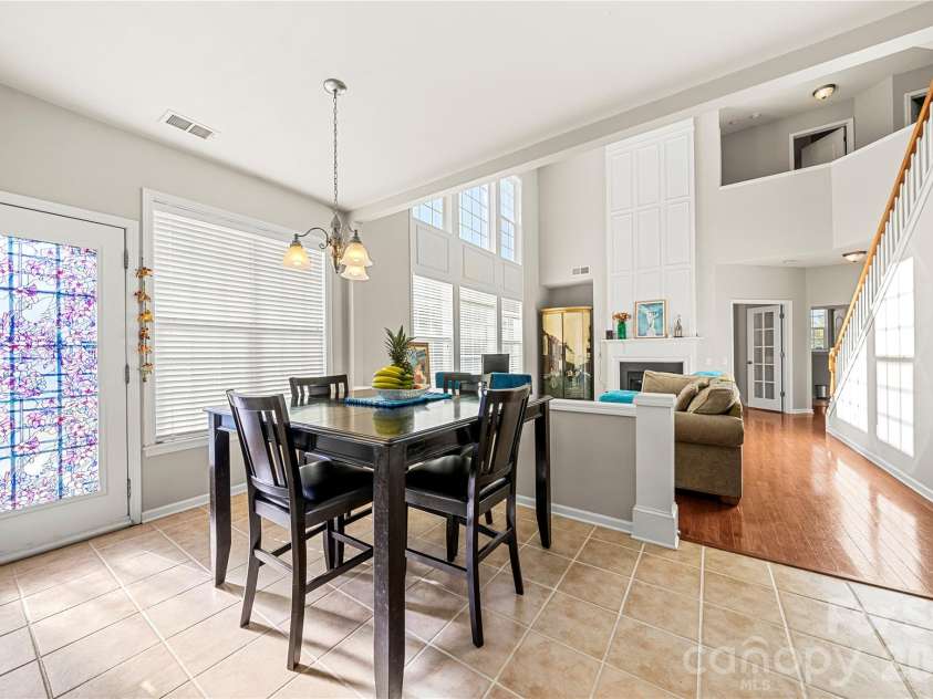 2602 Mullis Lane, Matthews, NC 28105.  MLS# CAR4436447, YatesRealty ID 57706. 