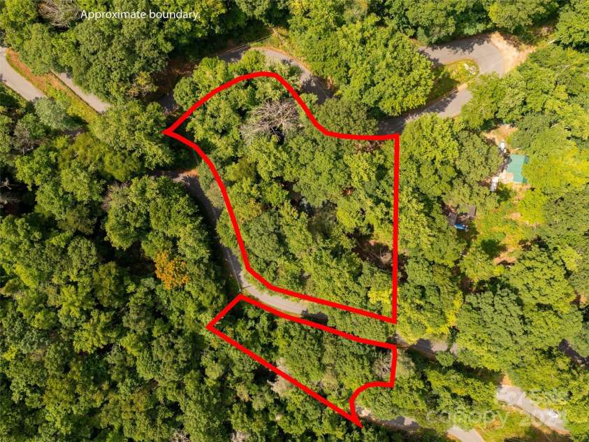 1563 Green River Cove Road, Saluda, NC 28773.  MLS# CAR4157583, YatesRealty ID 5771. Estimated property lines