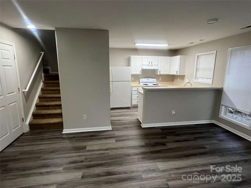 1830 Butterfly Lane, Charlotte, NC 28269.  MLS# CAR4327459, YatesRealty ID 5771. 
