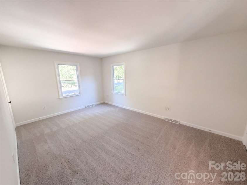 12006 Painted Tree Road, Charlotte, NC 28226.  MLS# CAR4436220, YatesRealty ID 57711. 