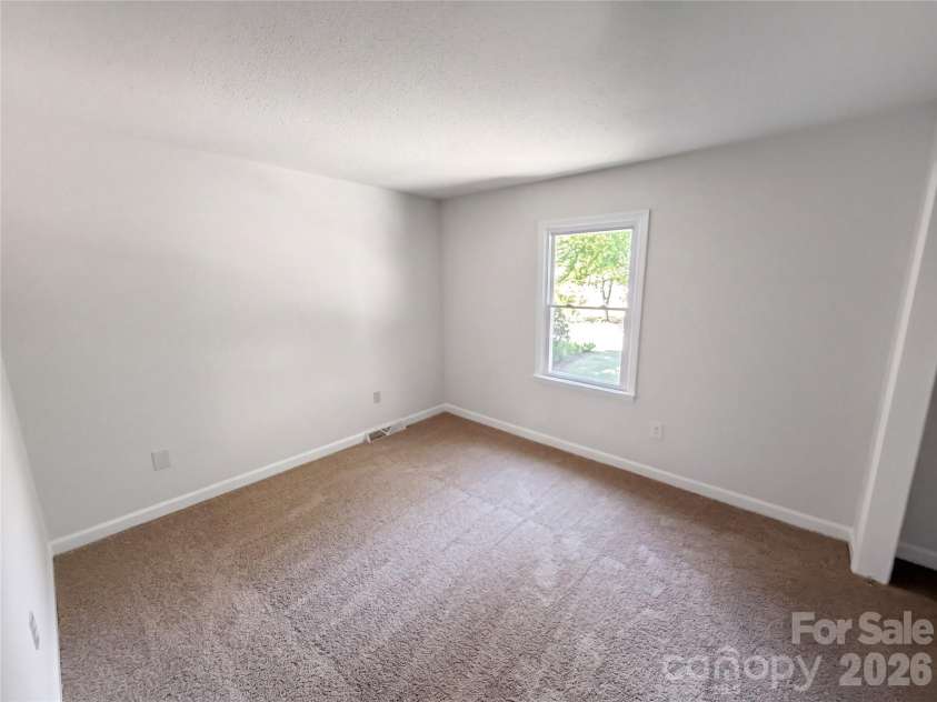 12006 Painted Tree Road, Charlotte, NC 28226.  MLS# CAR4436220, YatesRealty ID 57711. 