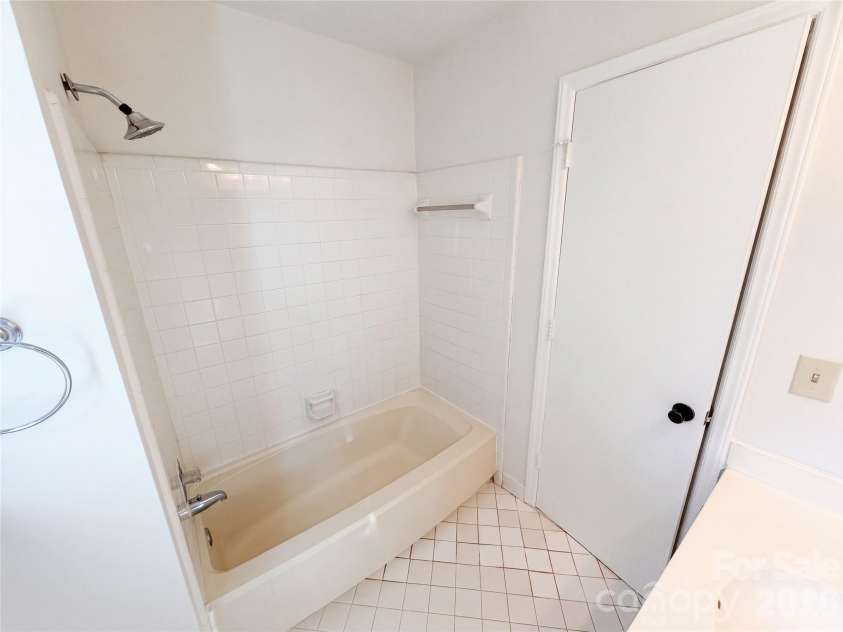 12006 Painted Tree Road, Charlotte, NC 28226.  MLS# CAR4436220, YatesRealty ID 57711. 
