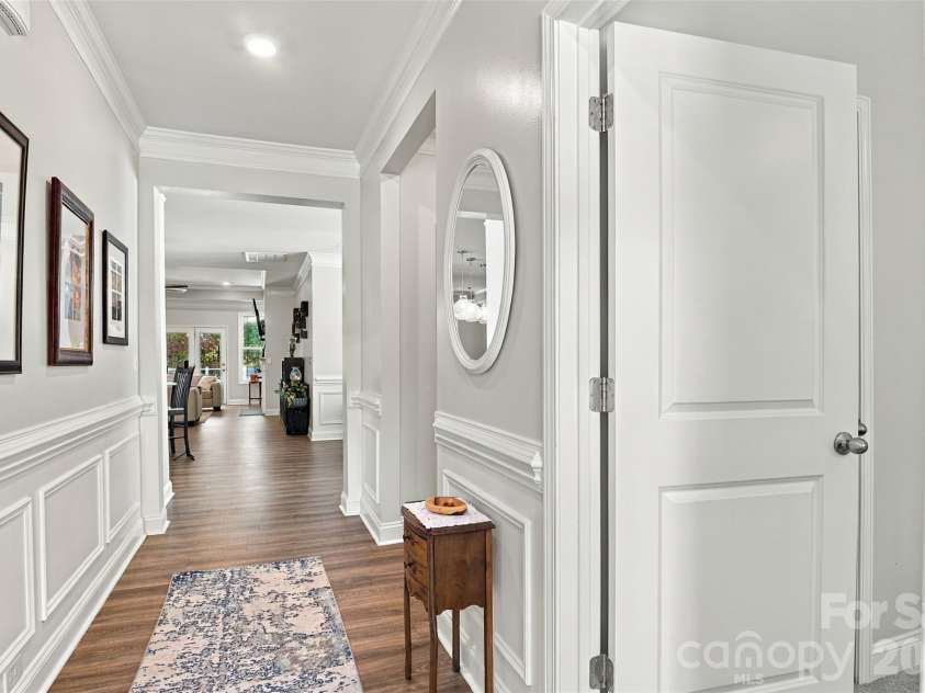 1039 Bonum Road, Lake Wylie, SC 29710.  MLS# CAR4435263, YatesRealty ID 57713. 