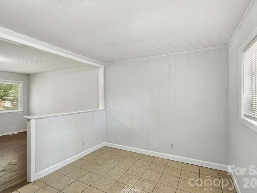 301 Edgegreen Drive, Charlotte, NC 28217.  MLS# CAR4435291, YatesRealty ID 57717. 